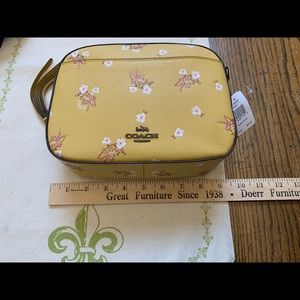 💯 Coach Leather Floral Print Camera Bag
